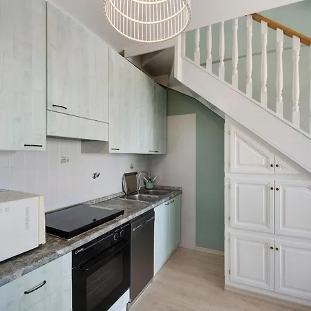 Bellissimo Attico Con Piscina Apartment