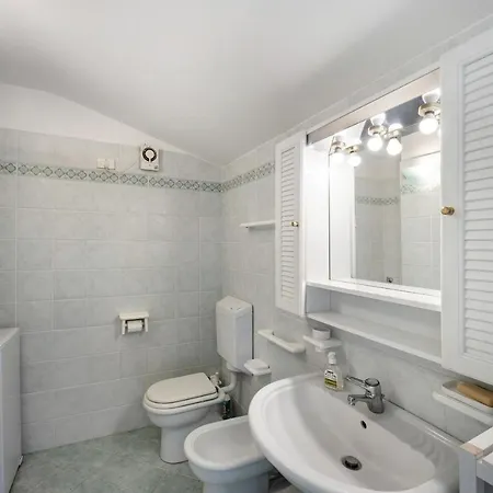 Bellissimo Attico Con Piscina Apartment *